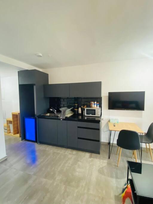 Lovely Flat In Tel Aviv 32 Apartment Exterior foto